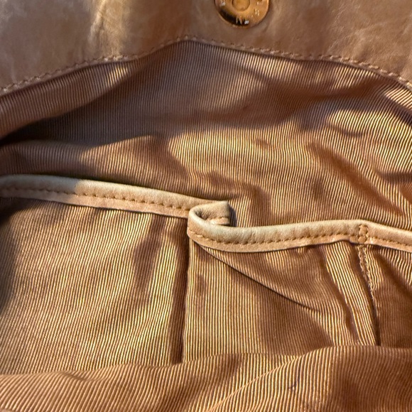 Elegant Badgley Mischka Saddle Tan Leather Shoulder Bag NOW $44 - Picture 4 of 9